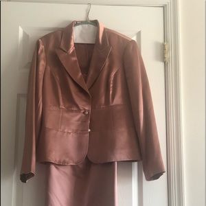 Ladies Dresses and Suits Flash Sale